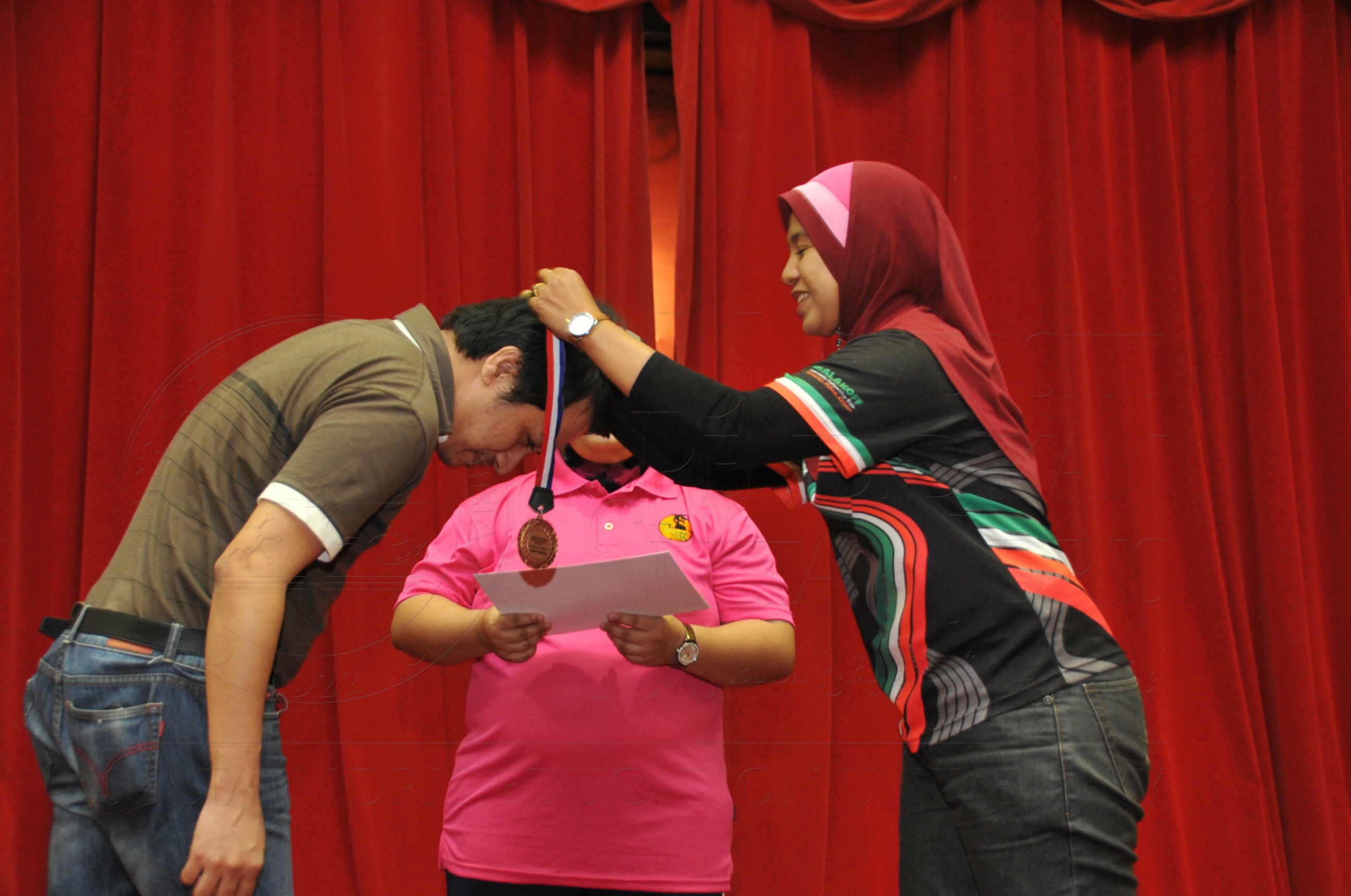 PRO15 158 CATUR HAS 9450